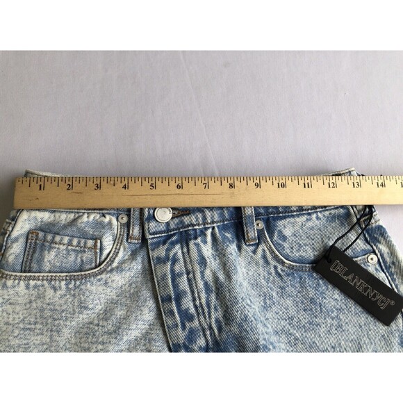 Blank NYC Skirt Women's Size 26 Blue Cutoff Denim Button Fly Skirt NWT - Picture 6 of 7